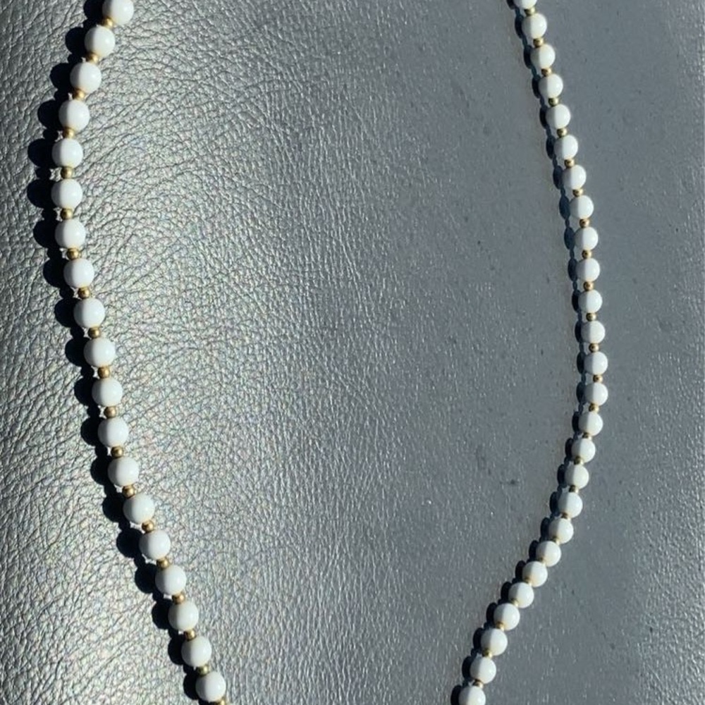 ✨ Vintage MONET Simulated Pearl Necklace – Gold-Tone Spacers – Classic Elegance